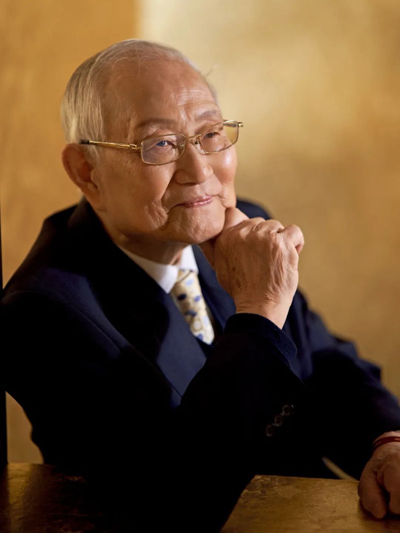 先后辗转沪